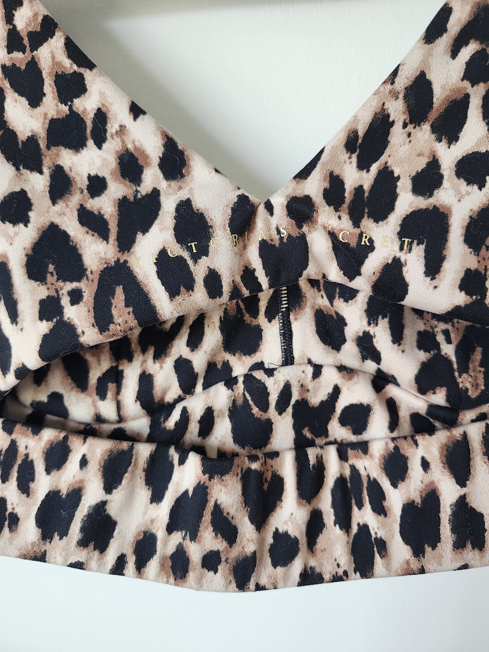 Victoria's Secret Leopard Print Sports Bra - Picture 6 of 8